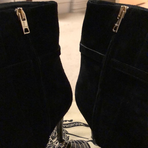 Burberry Black Suede Heritage Lock Booties - Picture 4 of 7